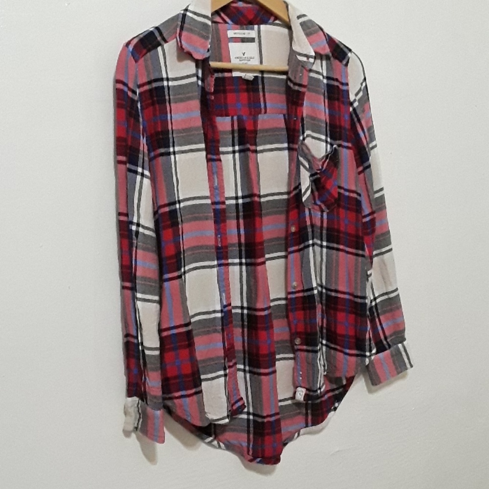 American eagle boyfriend fit shirt.